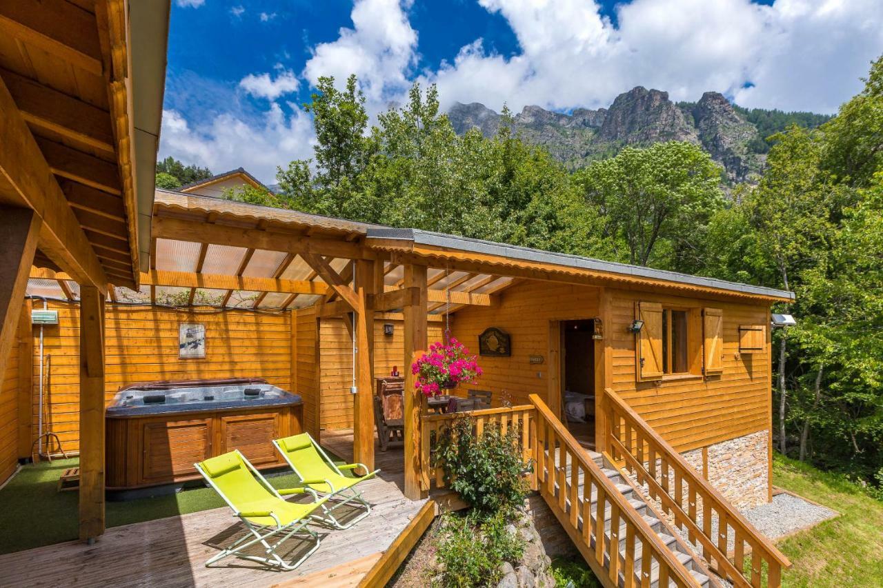 Gite&Spa le Montagnard Saint-Jean-Saint-Nicolas Esterno foto